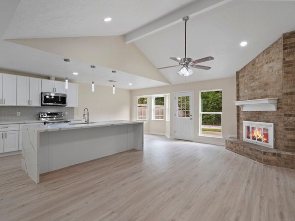 335 Haymarket Lane, Houston TX 77015