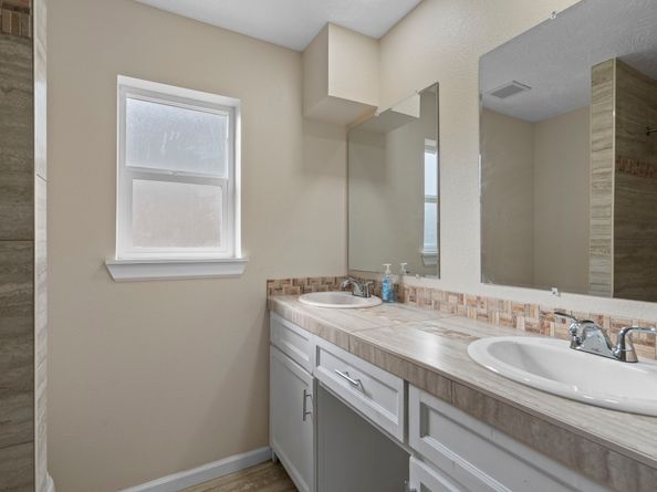 335 Haymarket Lane, Houston TX 77015