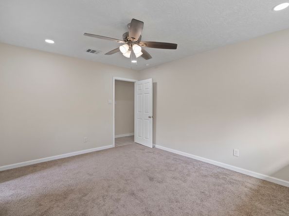 335 Haymarket Lane, Houston TX 77015