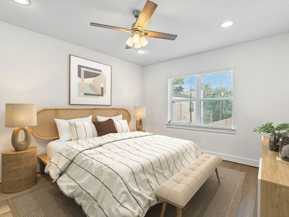 212 Pheasant Street, Houston TX 77018