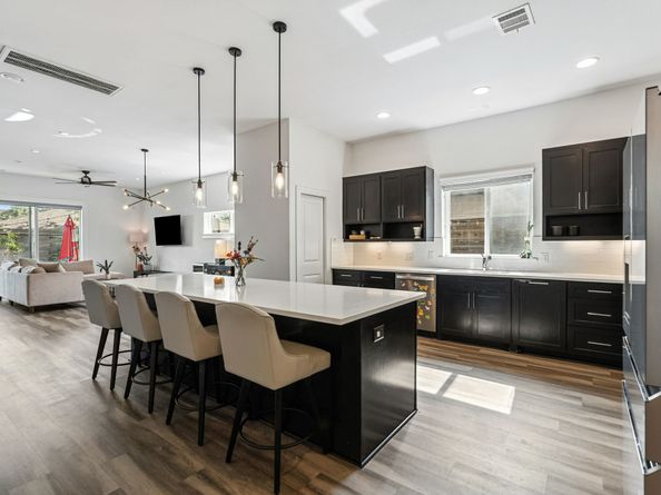 212 Pheasant Street, Houston TX 77018