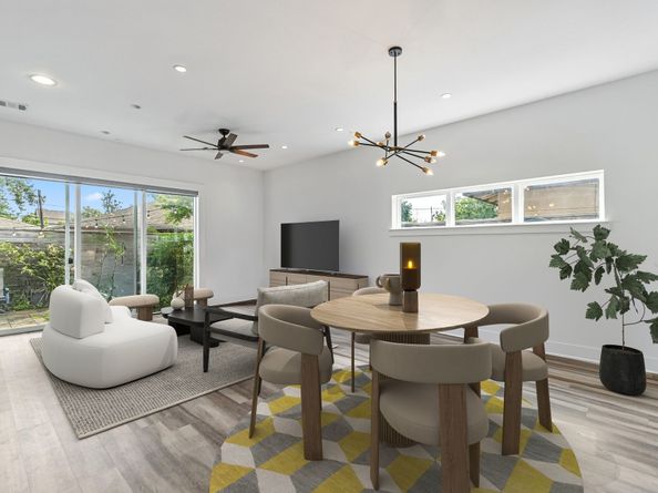 212 Pheasant Street, Houston TX 77018