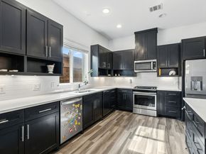 212 Pheasant Street, Houston TX 77018