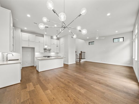 1705 Bologna Lane, Houston TX 77055