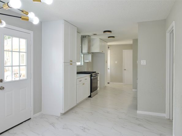 5111 Pinewilde Drive, Houston TX 77066