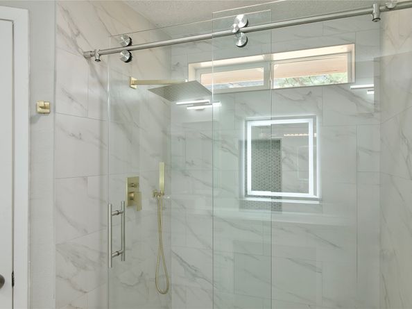 5111 Pinewilde Drive, Houston TX 77066