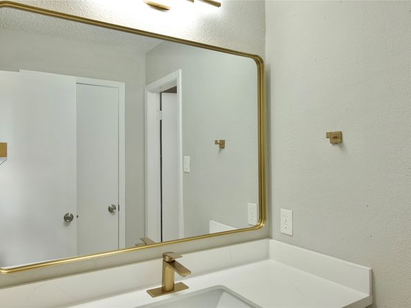 5111 Pinewilde Drive, Houston TX 77066