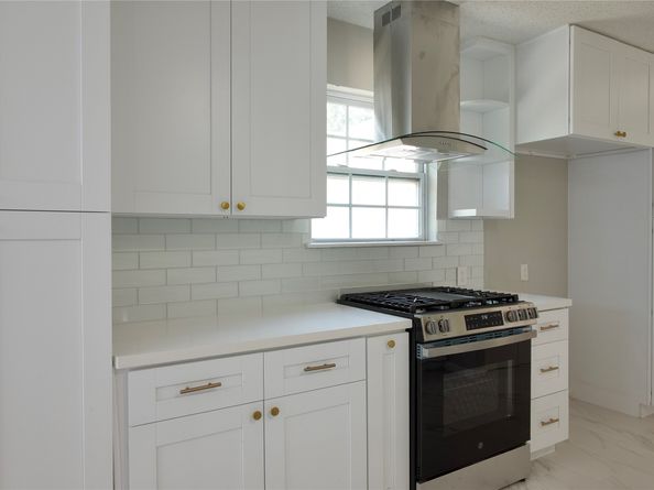 5111 Pinewilde Drive, Houston TX 77066