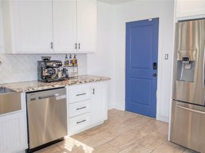 5221 Claremont Street, Houston TX 77023