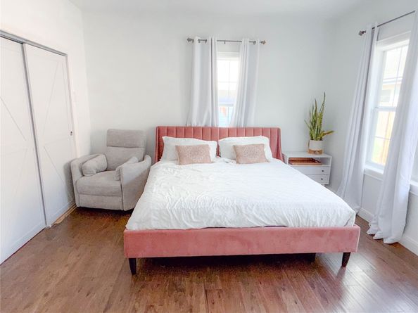 5221 Claremont Street, Houston TX 77023