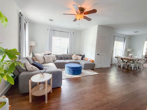 5221 Claremont Street, Houston TX 77023