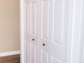 5221 Claremont Street, Houston TX 77023