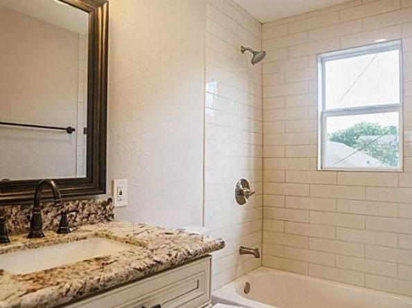 5221 Claremont Street, Houston TX 77023