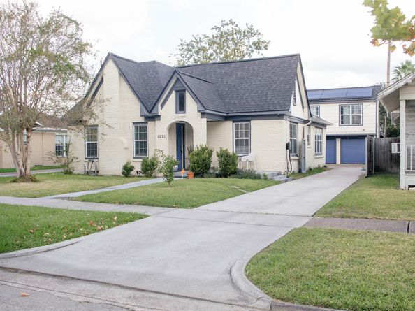 5221 Claremont Street, Houston TX 77023