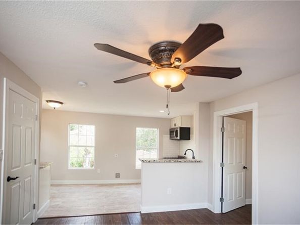 5221 Claremont Street, Houston TX 77023