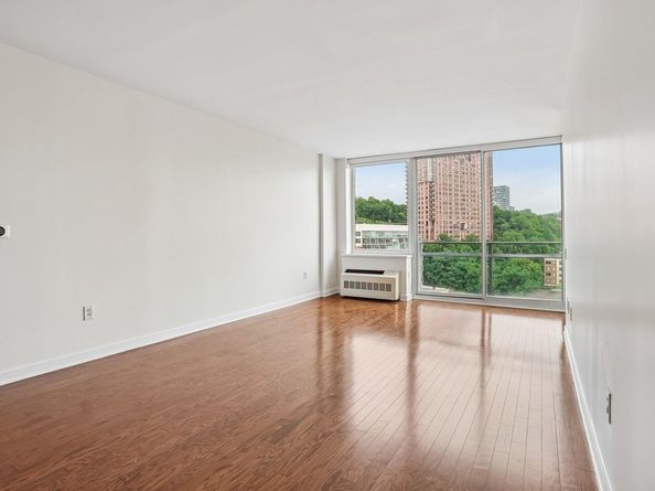 1215 Hudson Park 1215, Edgewater NJ 07020