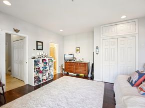 428 Newburgh Ct 428, West New York NJ 07093