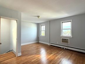 49 East 33rd St, Bayonne NJ 07002
