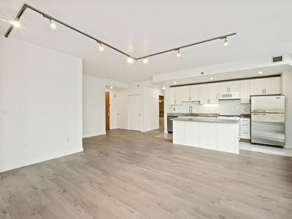 20 Newport Parkway 1708, Jersey City NJ 07310