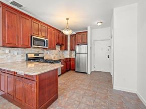 200 Christopher Columbus Dr C10, Jersey City NJ 07302