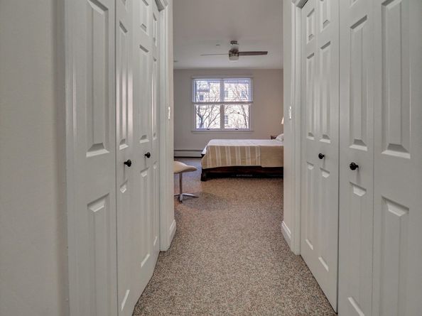 208 Shearwater Ct West 45, Jersey City NJ 07305