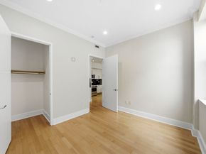4 Beacon Way 1404, Jersey City NJ 07304
