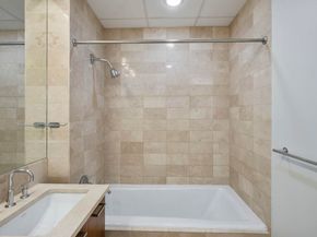 4 Beacon Way 1404, Jersey City NJ 07304