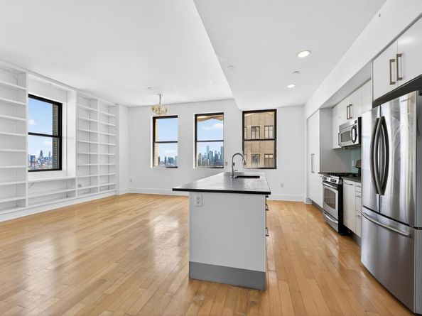 4 Beacon Way 1409, Jersey City NJ 07304