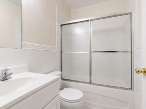 218 Jackson St 7A, Hoboken NJ 07030