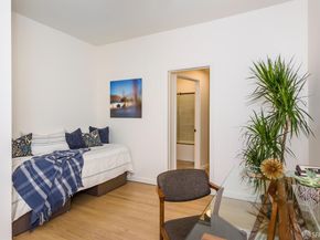 1 Hoffman Avenue A, San Francisco CA 94114