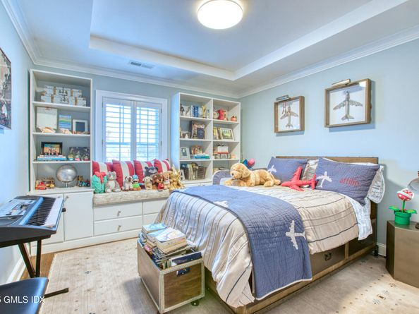 24 Harold Street E, Cos Cob CT 06807