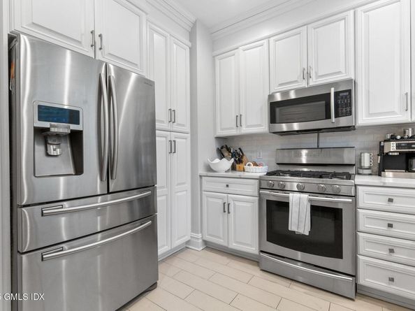 104 W Ritch Avenue 6, Greenwich CT 06830