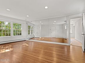 177 Indian Head Road, Riverside CT 06878