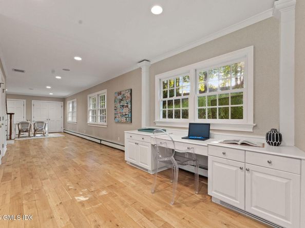 177 Indian Head Road, Riverside CT 06878