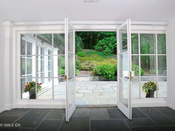 177 Indian Head Road, Riverside CT 06878