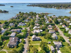 21 Keofferam Road, Old Greenwich CT 06870