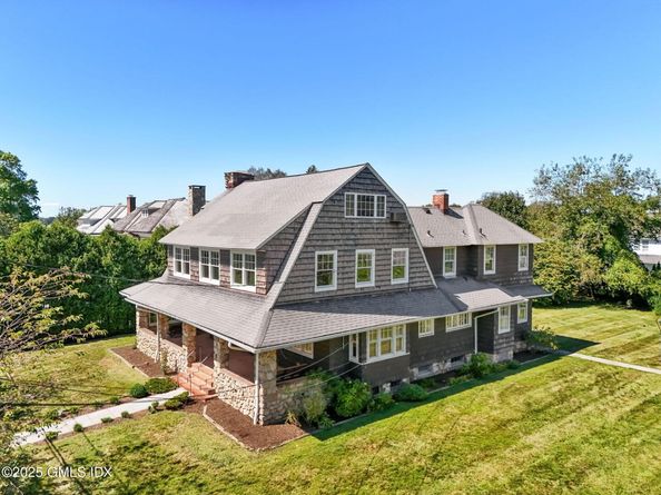 21 Keofferam Road, Old Greenwich CT 06870