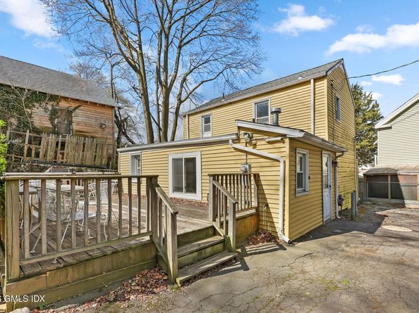 15 Henry Street, Greenwich CT 06830