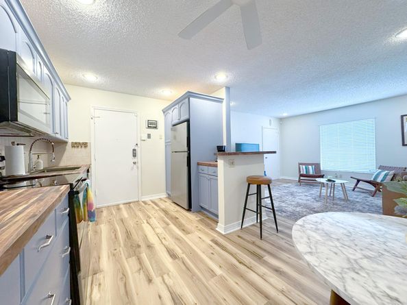 2190 NE 68th St 512, Fort Lauderdale FL 33308