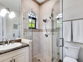 9 Fiesta Way, Fort Lauderdale FL 33301