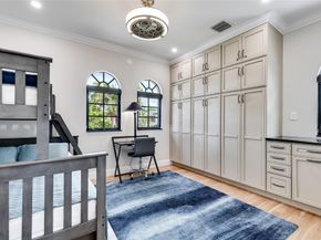 9 Fiesta Way, Fort Lauderdale FL 33301