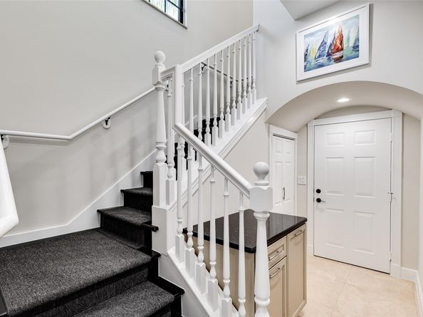 9 Fiesta Way, Fort Lauderdale FL 33301