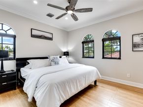 9 Fiesta Way, Fort Lauderdale FL 33301