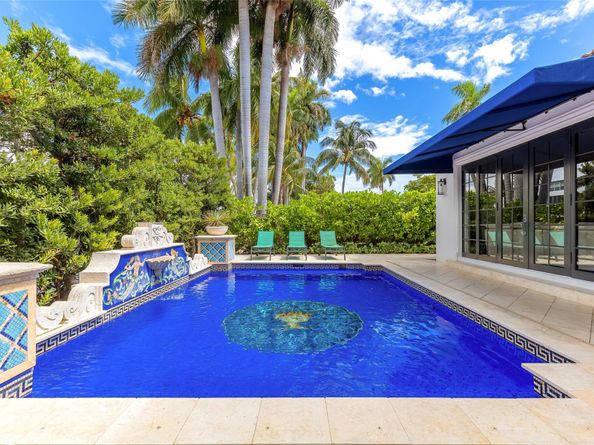 9 Fiesta Way, Fort Lauderdale FL 33301