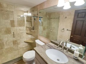 102 Half Moon Circle F2, Hypoluxo FL 33462