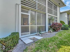 2320 SW 22nd Avenue 211, Delray Beach FL 33445