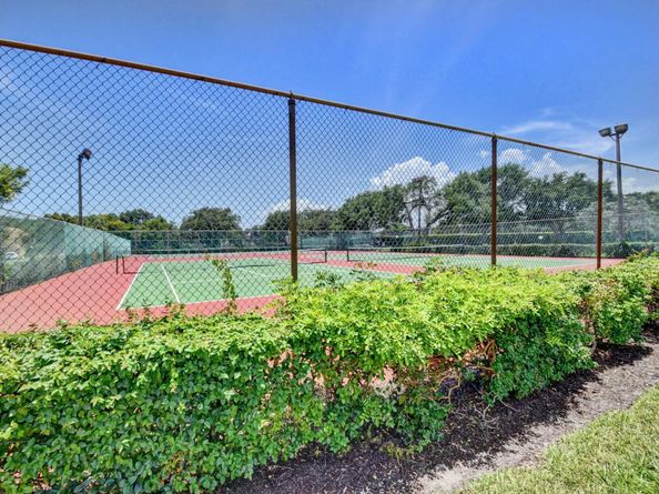 2320 SW 22nd Avenue 211, Delray Beach FL 33445