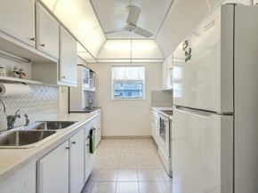 2320 SW 22nd Avenue 211, Delray Beach FL 33445