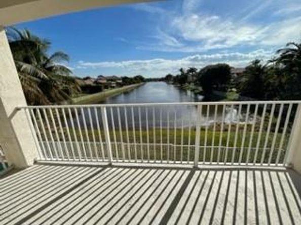 19430 SW 30th St, Miramar FL 33029