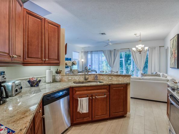507 Resort Lane, Palm Beach Gardens FL 33418